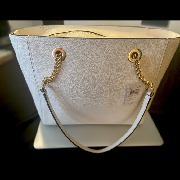 Coach Tote Leather - Picture 2 of 14